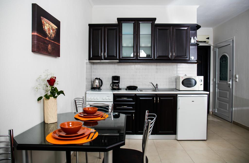 Niki Apartments Chrysi Ammoudia Exterior photo